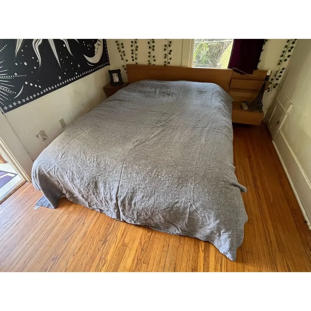 WEST ELM Blue Gray 100% Linen Queen Top Sheet Size 102 x 90